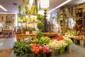 Cửa hàng hoa tươi đẹp nhất quận Tây Hồ, Hà Nội