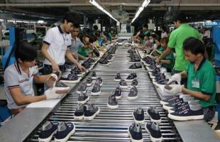 Công ty sản xuất giày dép giá rẻ và uy tín nhất tại Hà Nội