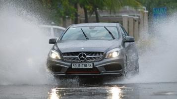 Lưu ý cần thiết nhất cho lái xe ô tô ngày mưa bão