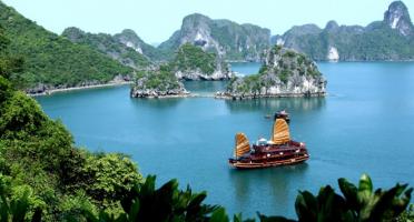 Địa điểm du lịch nổi tiếng nhất tỉnh Quảng Ninh