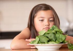 Tác hại của việc không ăn hoặc ăn ít trái cây và rau
