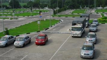 Trung tâm học bằng lái xe ô tô uy tín nhất tại Hà Nội