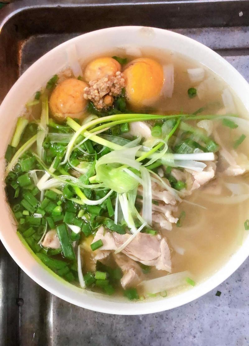 Phở gà Hồng