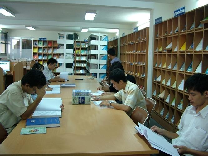 Thư viện Trường Đại Học Sư Phạm Kỹ Thuật TP. Hồ Chí Minh.