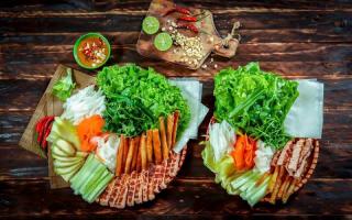 Quán nem nướng Nha Trang ngon nhất tại Hà Nội