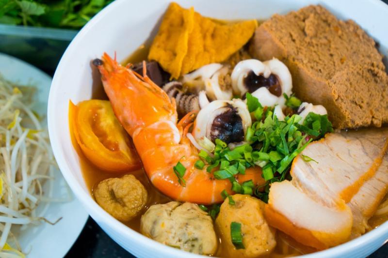 Top 8 Món ăn đặc sản Vũng Tàu nhất định phải thử