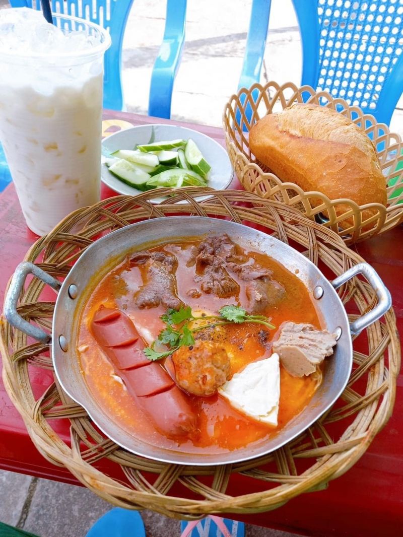 Top 3 Quán bánh mì chảo ngon nhất Tiền Giang