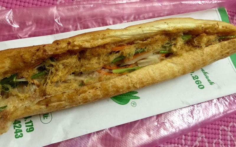 Bánh mì que Đà Nẵng