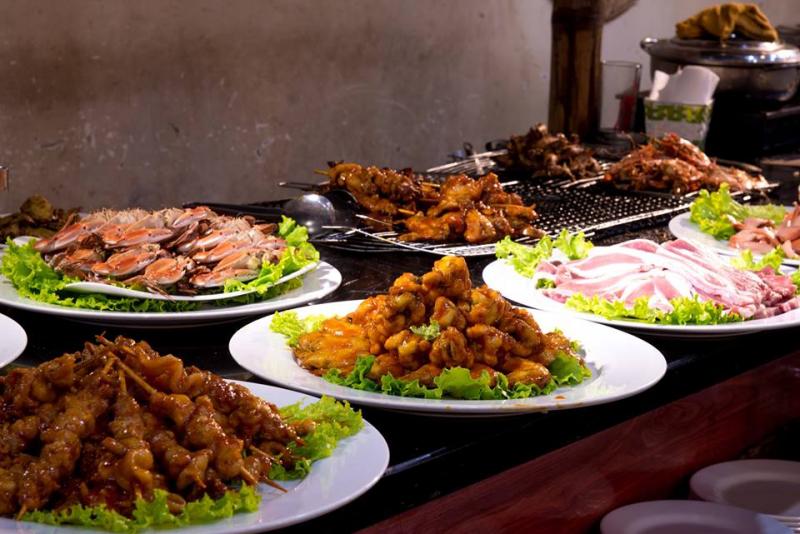 Buffet Vườn - Royal City