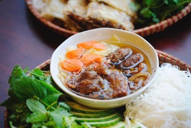 Bún Chả Hà Nội - Bún chả Hồ Gươm - Võ Văn Tần