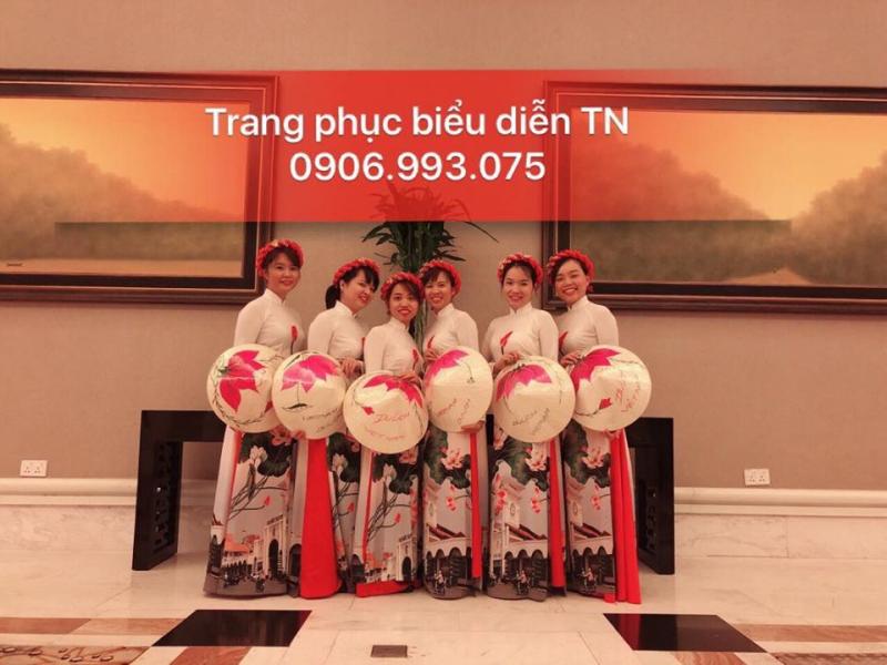 Trang phục biểu diễn TN