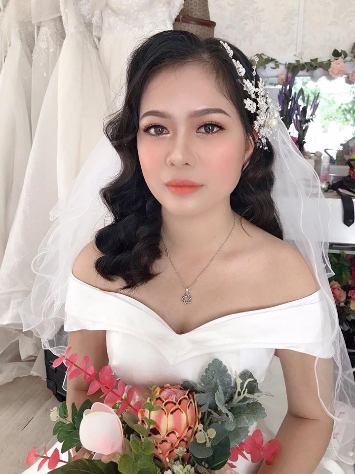 Huệ Trần Makeup