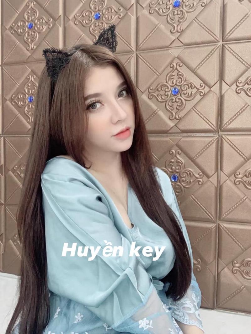 Huyền Key Nối Tóc