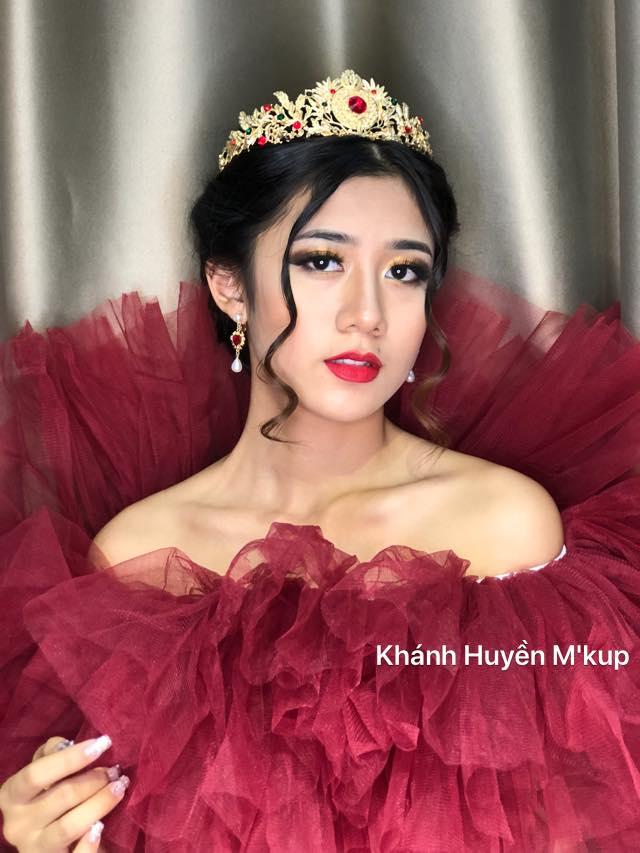 Khánh Huyền Makeup Artist & Bridal