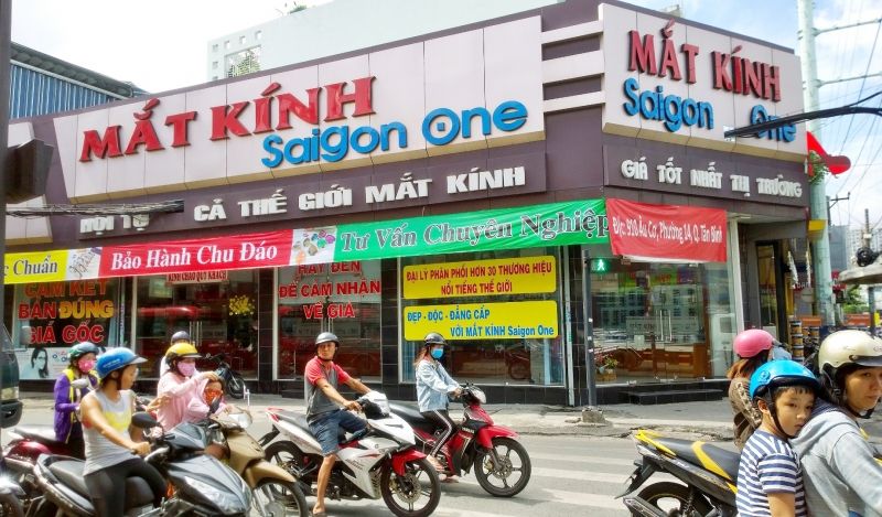 Mắt kính Sài Gòn One