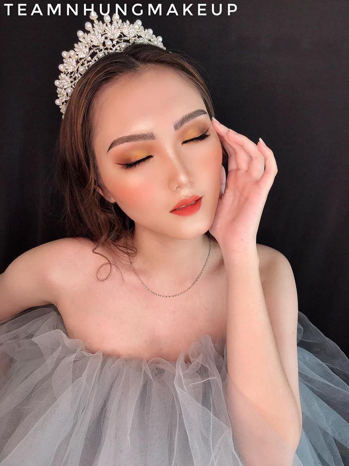 Nhung Lê makeup