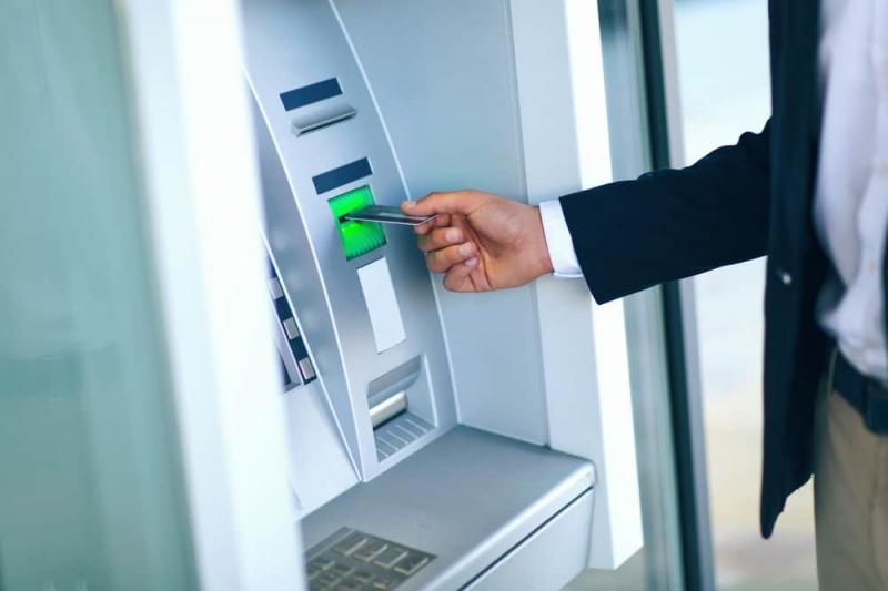 Nút bấm trên máy rút tiền (trạm ATM)