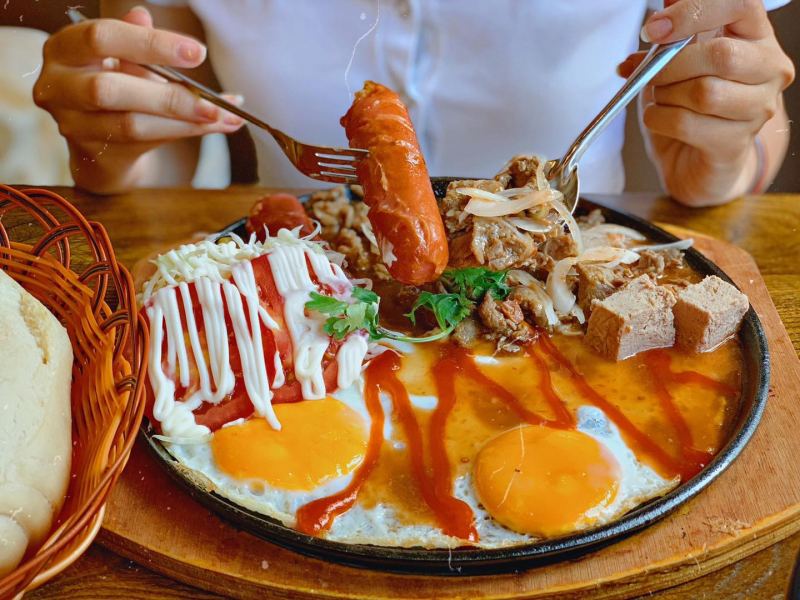 Top 12 Quán bánh mỳ chảo ngon nhất Hà Nội