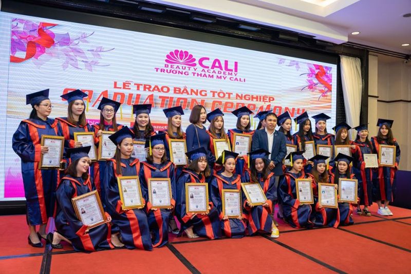 Trường Đào Tạo Nghề Nail - Cali Beauty Academy