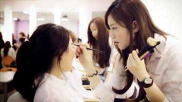 Địa chỉ dạy make up chuyên nghiệp nhất quận Thanh Xuân, Hà Nội