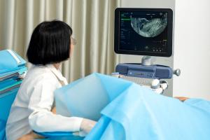 Bác sĩ sản phụ khoa tại Sài Gòn được nhiều review tích cực