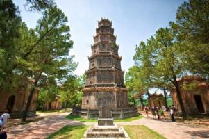 Top 10 Địa điểm du lịch tâm linh ở Huế