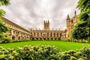 Trường đại học danh tiếng nhất ở Vương quốc Anh