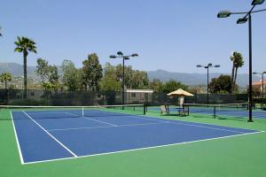 Địa chỉ cho thuê sân tennis chất lượng nhất tại Hà Nội
