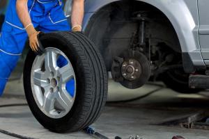 Địa chỉ thay lốp xe ô tô tốt nhất Nghệ An