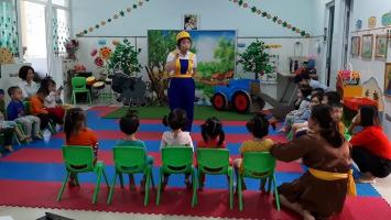 Giáo án dạy hát lớn lên cháu lái máy cày cho trẻ mầm non hay nhất