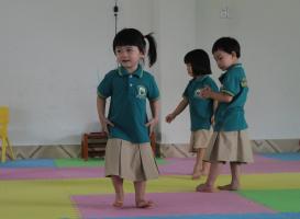 Giáo án Đi bằng gót chân cho trẻ mầm non hay nhất