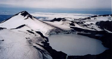 Hồ nước cao nhất thế giới có thể bạn chưa biết