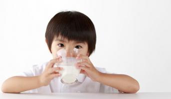 Loại sữa thúc đẩy tăng chiều cao dành cho trẻ em trên 3 tuổi