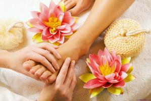 Lợi ích tuyệt vời của việc massage chân đối với sức khỏe