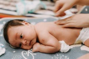 Dịch vụ tắm bé sơ sinh chất lượng nhất tại Nha Trang