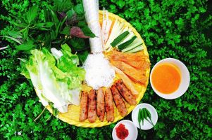 Quán nem nướng Nha Trang ngon nhất Quận Hoàng Mai, Hà Nội
