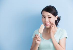 Nước súc miệng ngăn ngừa ê buốt răng hiệu quả nhất