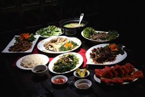 Quán ăn gia đình ngon nổi tiếng giá dưới 250.000đ tại Quận Hoàn Kiếm