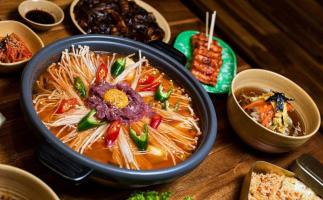 Top 4 Quán ăn Hàn Quốc được yêu thích nhất Long An