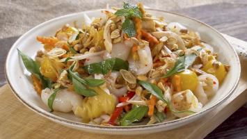 Quán gỏi gà ngon và đông khách nhất TPHCM