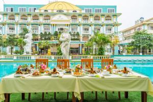 Khách sạn đẹp nhất biển Hải Tiến, Thanh Hóa