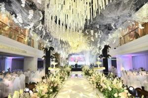 Dịch vụ trang trí tiệc cưới đẹp nhất quận Long Biên, Hà Nội