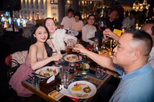 Nhà hàng, quán nhậu Sài Gòn phong cách sang chảnh, view đẹp nhất