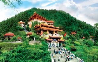 Ngôi chùa linh thiêng gần Hà Nội để du xuân đầu năm