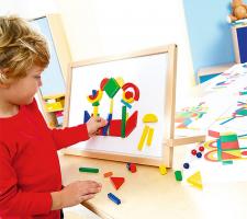 Việc trẻ nên tự làm theo phương pháp Montessori