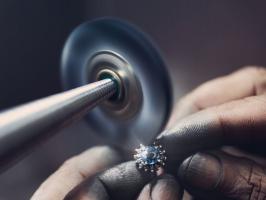 Xưởng thiết kế, chế tác trang sức theo yêu cầu tại Hà Nội nổi tiếng nhất