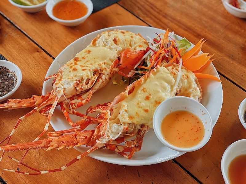 Nhà hàng nào có tên là Crab House (Nhà Ghẹ Phú Quốc) và có đáng để thử?
