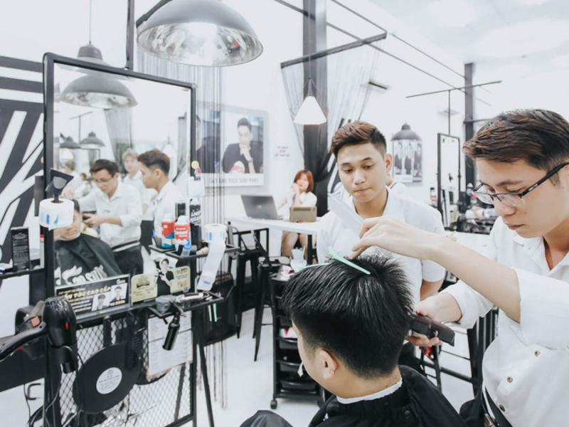 Top 10 tiệm, salon cắt tóc nam đẹp nhất ở Đà Nẵng 