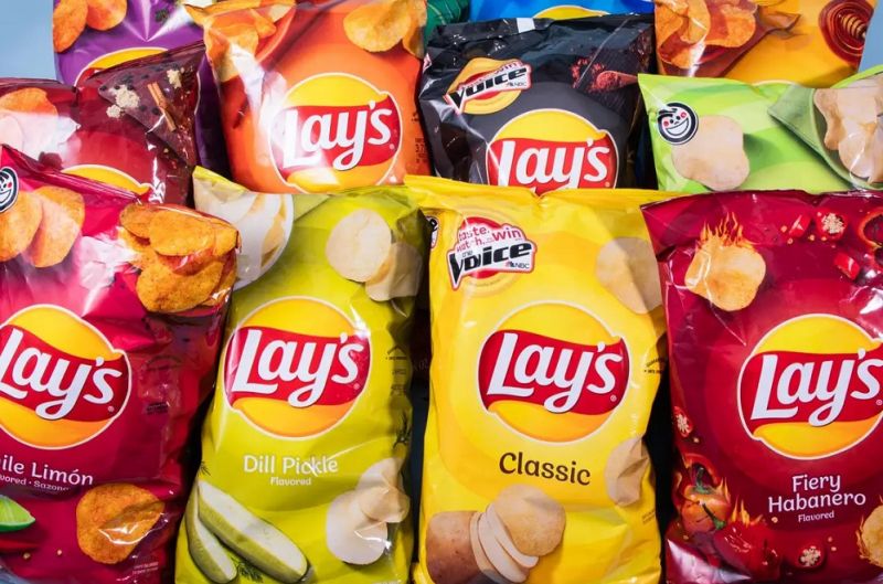 Top 10 Thương hiệu snack phổ biến giá bình dân ngon và an toàn nhất thị