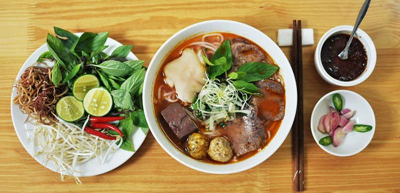 Top 5 Quán bún bò Huế ngon nhất Quận Long Biên, Hà Nội - toplist.vn